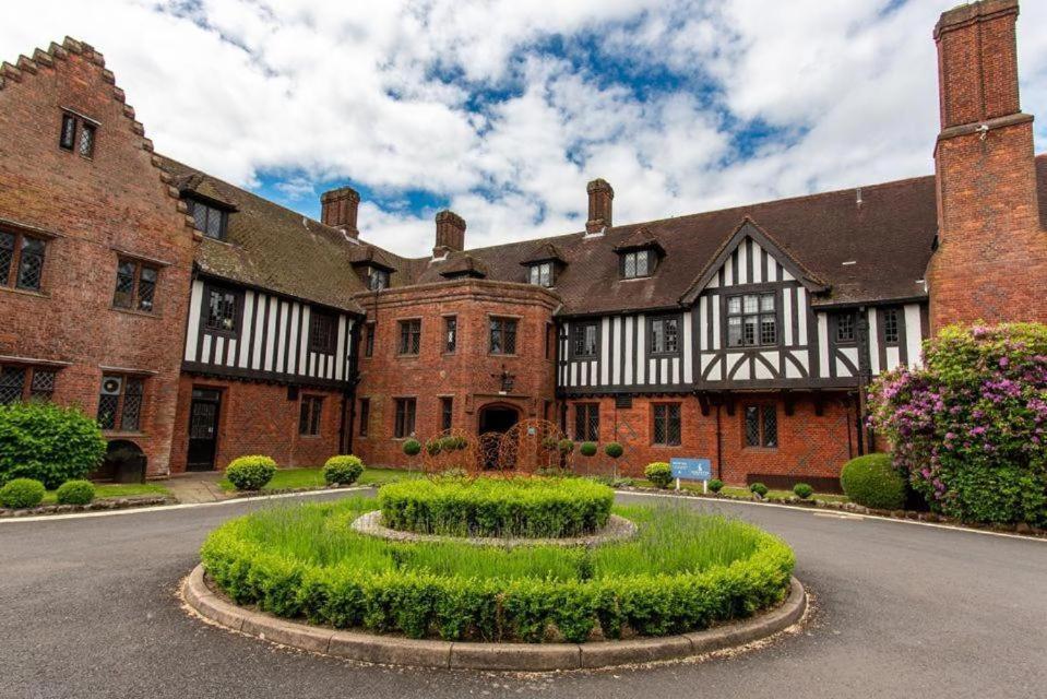 فندق Hogarths Stone Manor كيدرمينستر المظهر الخارجي الصورة