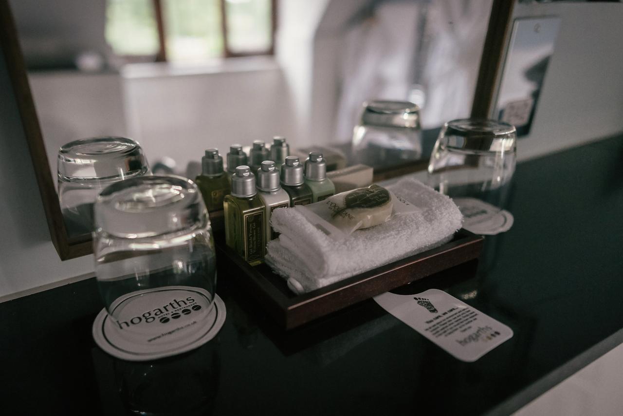 فندق Hogarths Stone Manor كيدرمينستر المظهر الخارجي الصورة